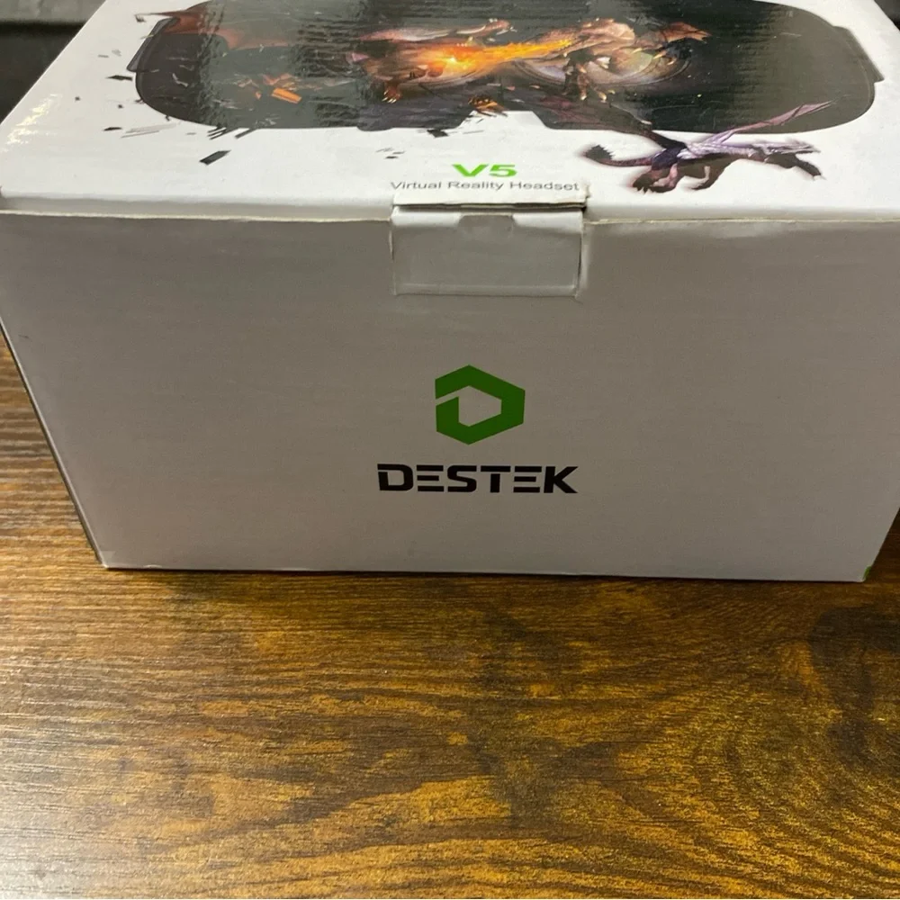 DESTEK V5 VR Headset for Phone with Controller, 110° FOV HD